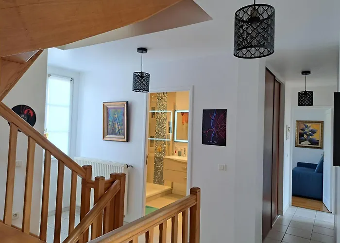 Cosy Luxury Family House & In Champagne Villa